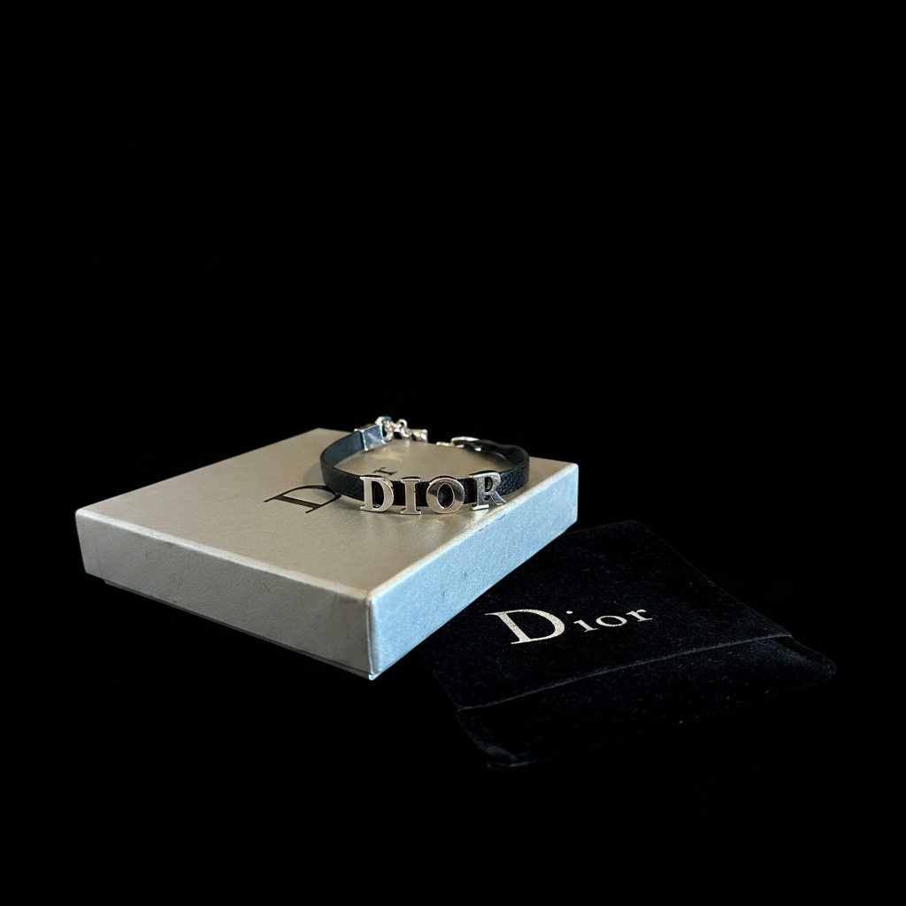 DIOR bracelet on box