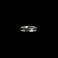 Ring with engraved exterior, black