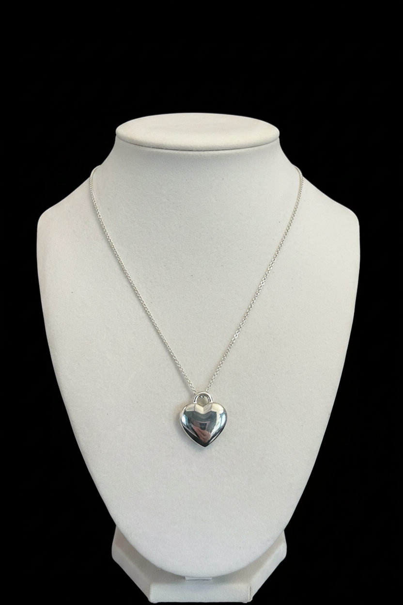 Silver Heart Pendant Necklace